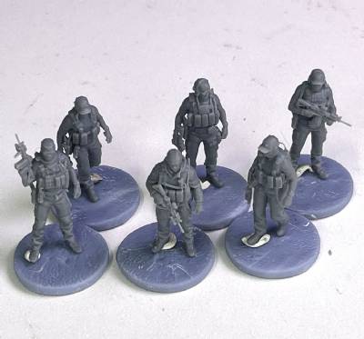 Modern Operator set on standby (6)
